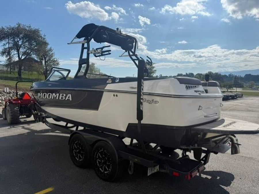 2023 Moomba MoJo, photo 3 of 18