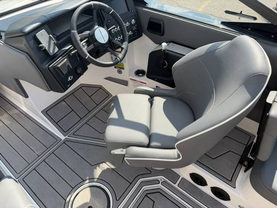 2023 Moomba MoJo, photo 15 of 18