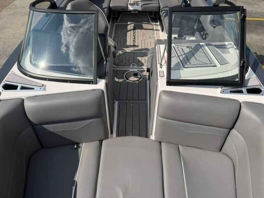 2023 Moomba MoJo, photo 17 of 18