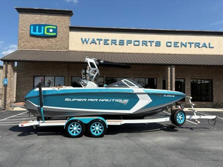 2017 Nautique G23, photo 4 of 15