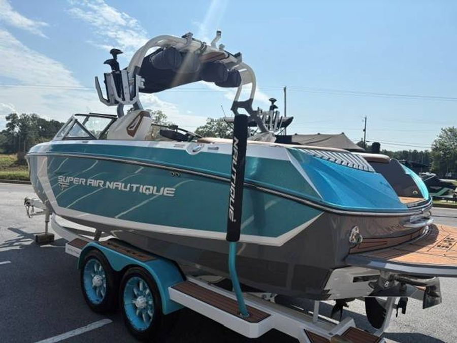 2017 Nautique G23, photo 5 of 15