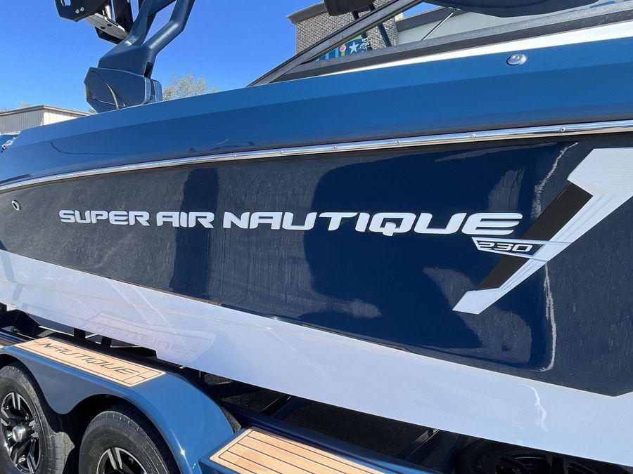 2021 Nautique Super Air Nautique 230, photo 10 of 30