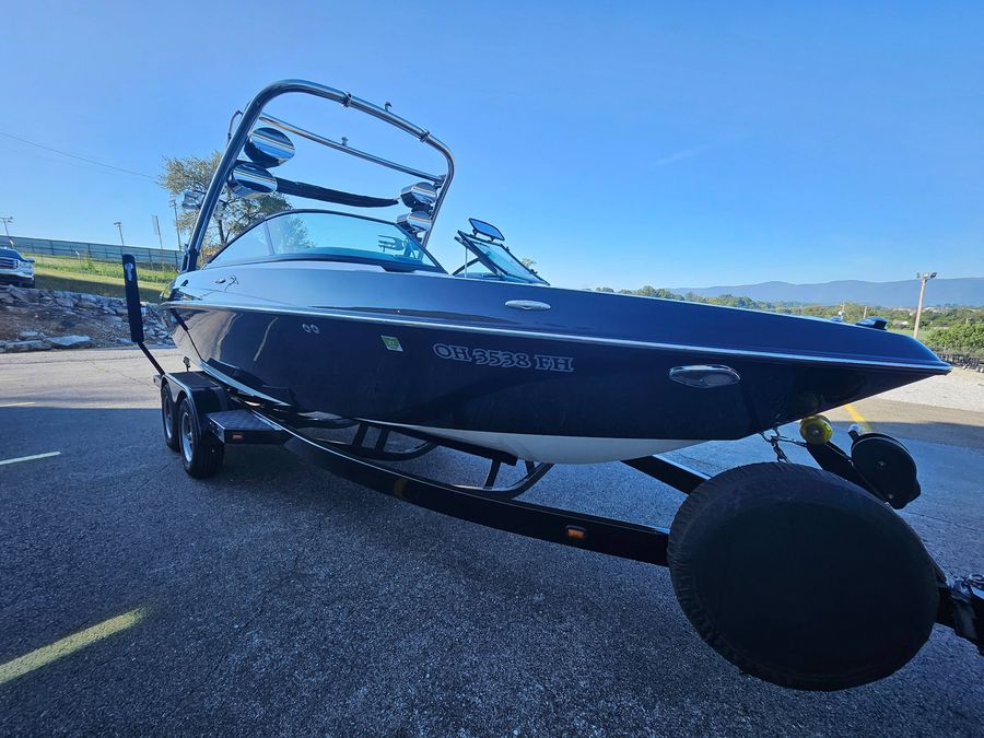 2010 Malibu V-Ride, photo 4 of 23