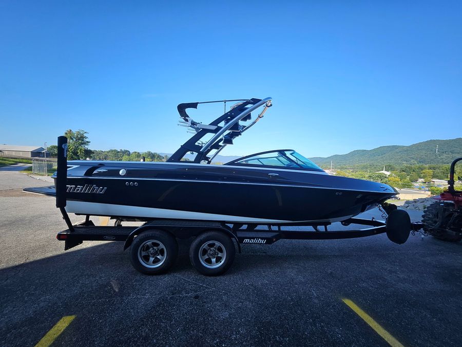 2010 Malibu V-Ride, photo 5 of 23