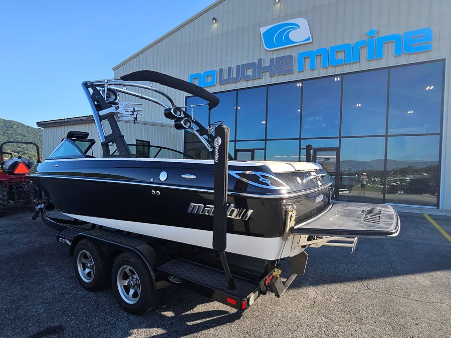 2010 Malibu V-Ride, photo 2 of 23