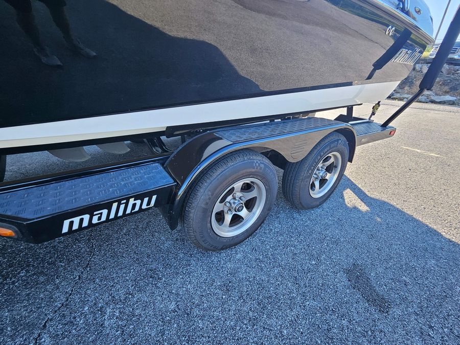2010 Malibu V-Ride, photo 8 of 23