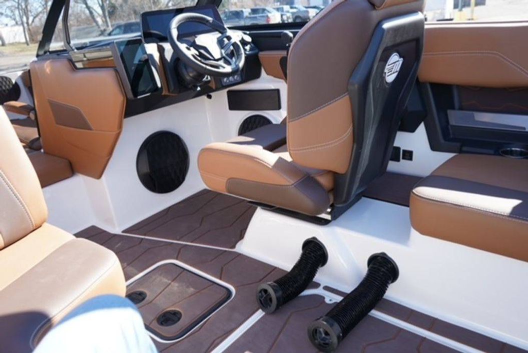 2026 Malibu Boats 22 MXZ