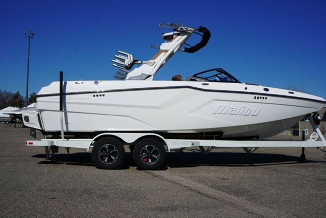 2026 Malibu Boats 22 MXZ
