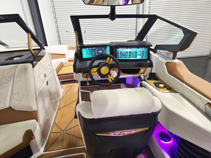 2026 Nautique P23, photo 13 of 16