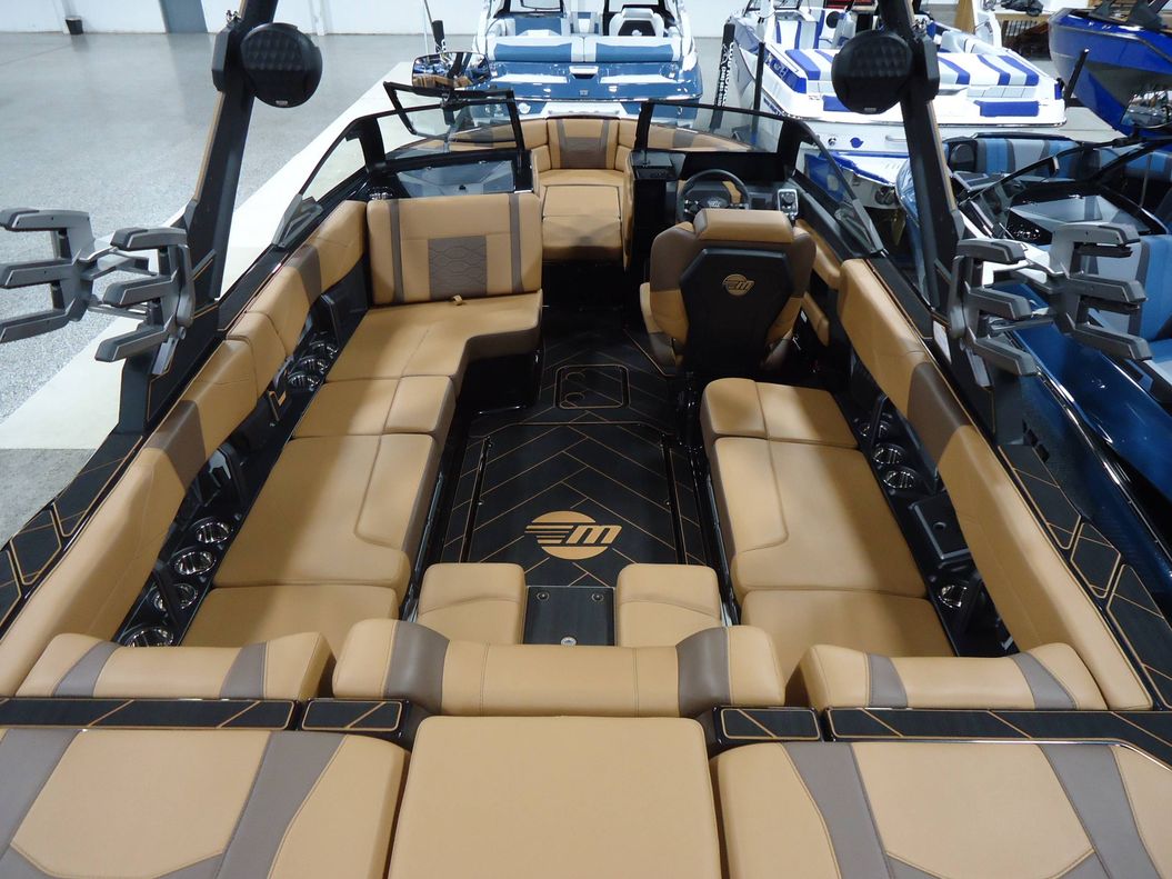 2026 Malibu Boats 23 LSV