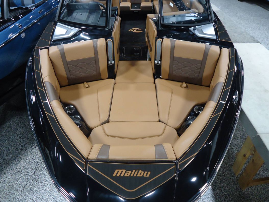2026 Malibu Boats 23 LSV