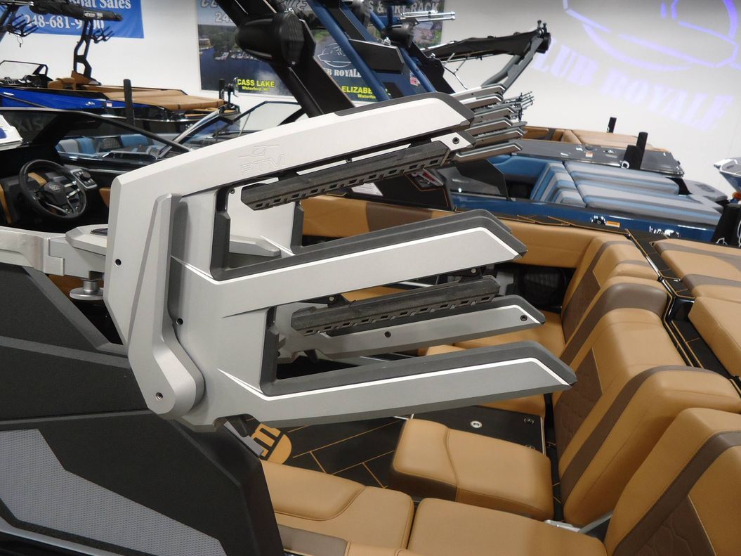 2026 Malibu Boats 23 LSV