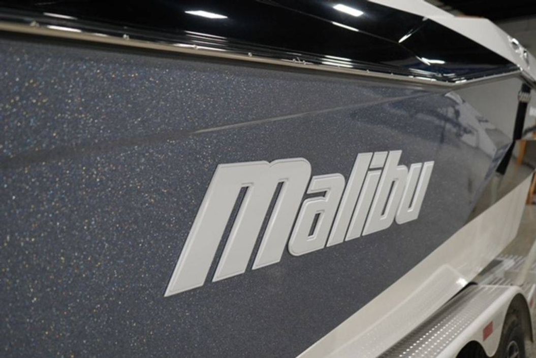 2026 Malibu Boats 26 LSV