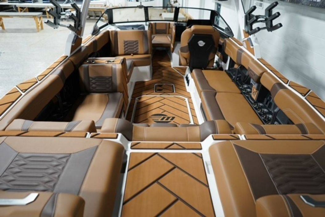 2026 Malibu Boats 26 LSV