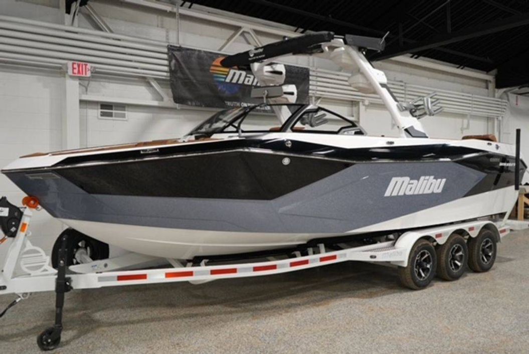 2026 Malibu Boats 26 LSV