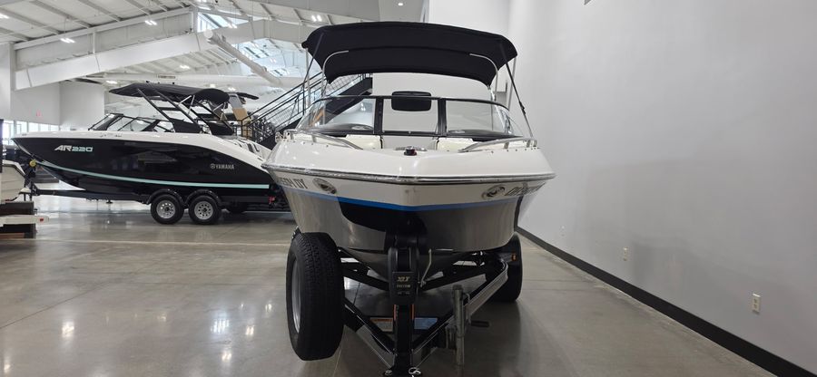 2005 Malibu Sunscape 21, photo 3 of 6