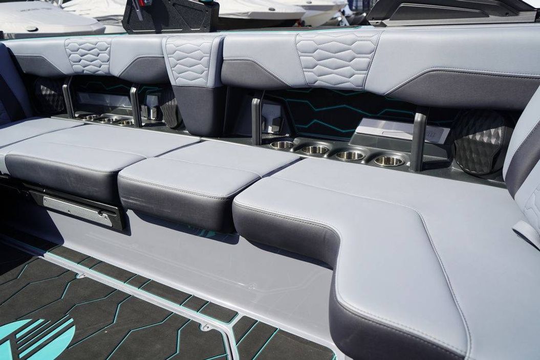 2025 Malibu Boats 24 MXZ