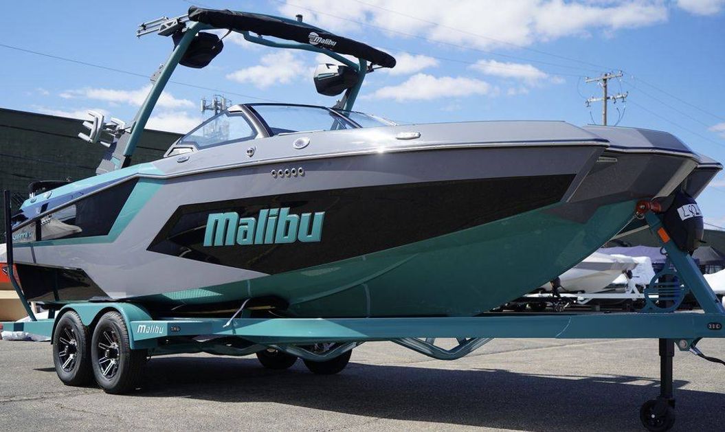 2025 Malibu Boats 24 MXZ