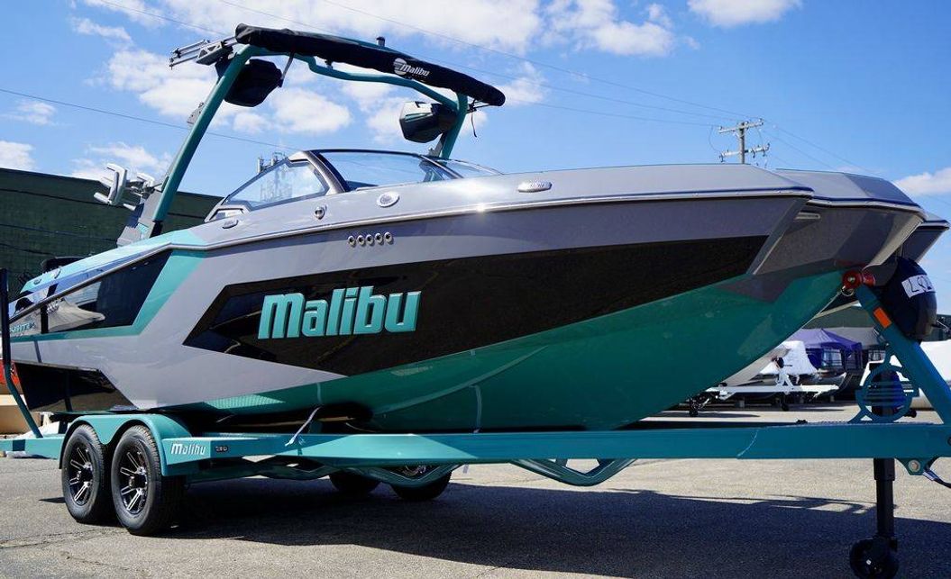 2025 Malibu Boats 24 MXZ