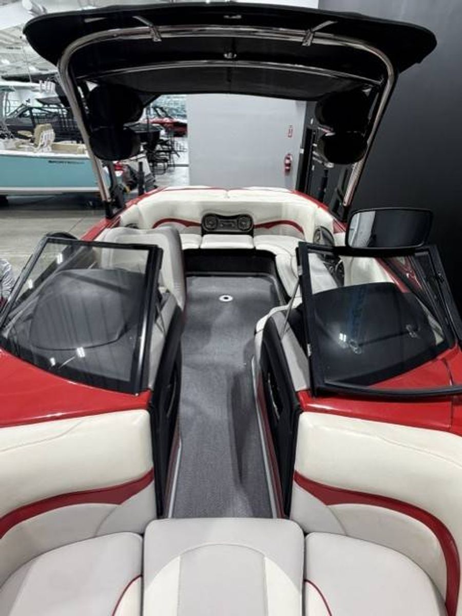 2010 Malibu 21 VLX, photo 14 of 14