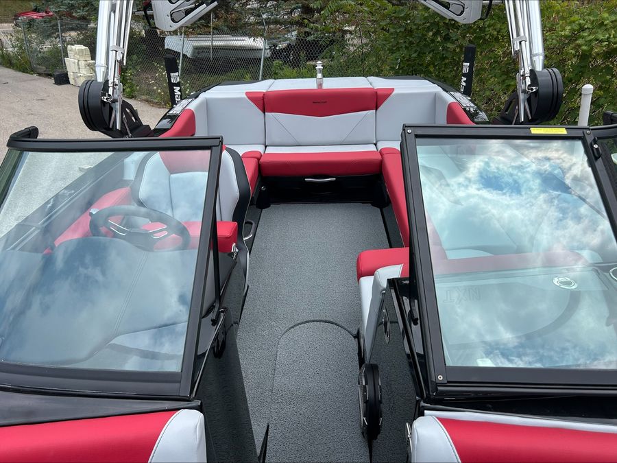 2022 MasterCraft NXT22, photo 8 of 10