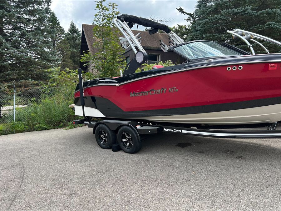 2022 MasterCraft NXT22