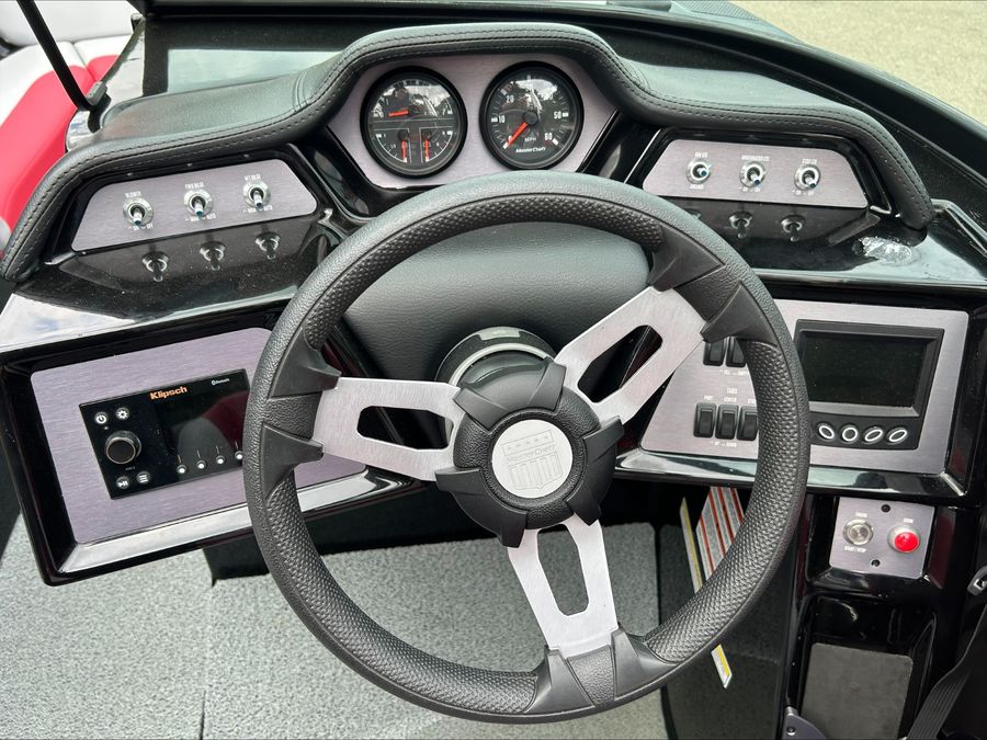 2022 MasterCraft NXT22, photo 4 of 10