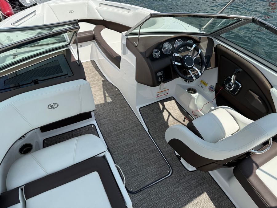 2024 Cobalt 220S, photo 8 of 20