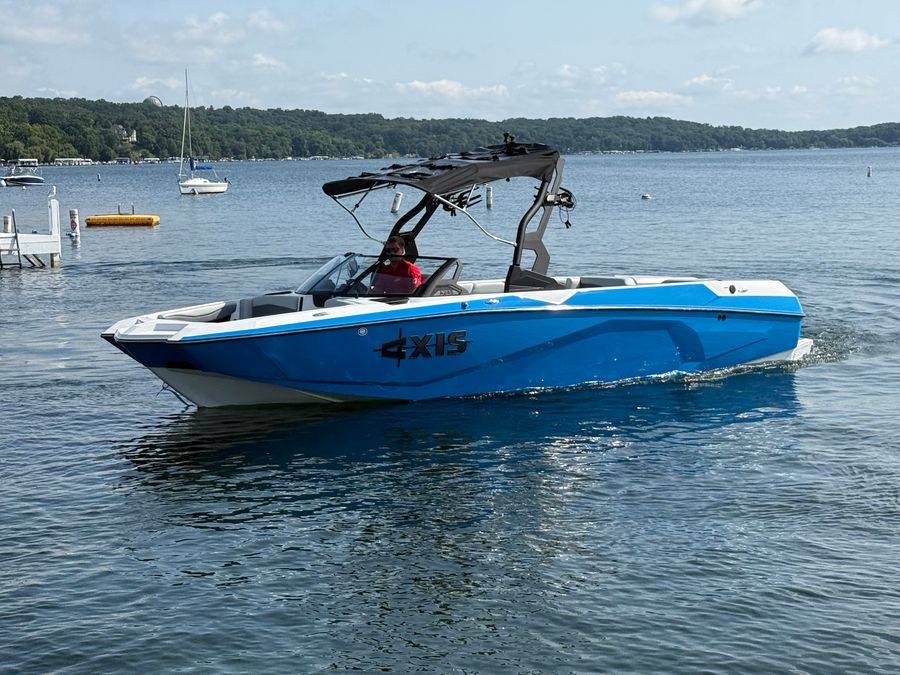 2026 Axis A245, photo 3 of 22
