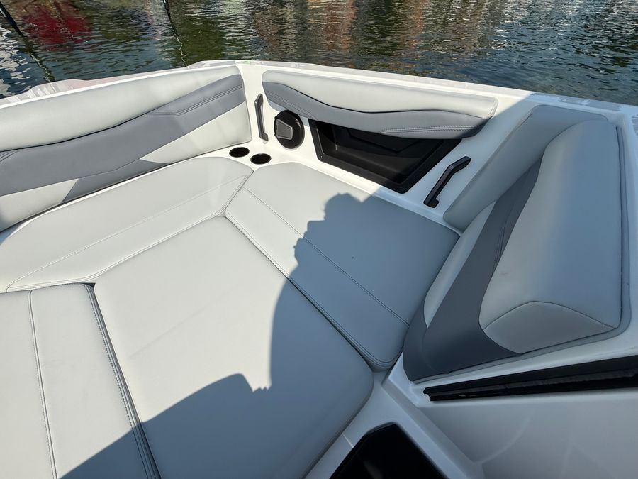 2026 Axis A245, photo 20 of 22