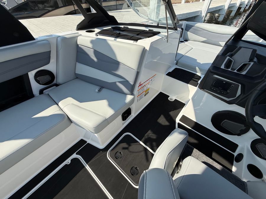 2026 Axis A245, photo 8 of 22