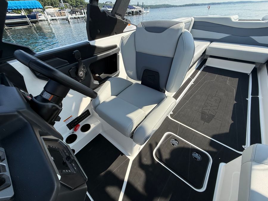 2026 Axis A245, photo 17 of 22