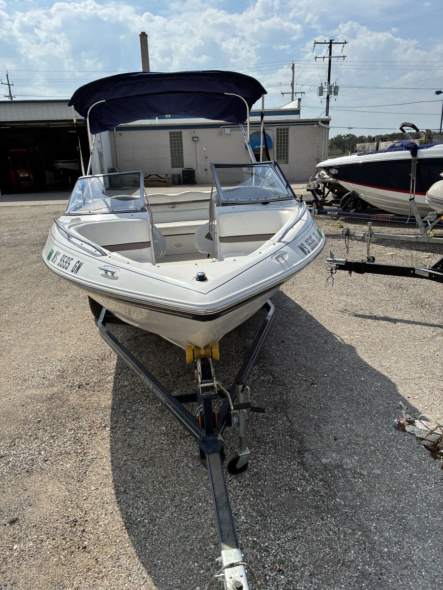 2004 Four Winns 190 HORIZON, photo 3 of 11