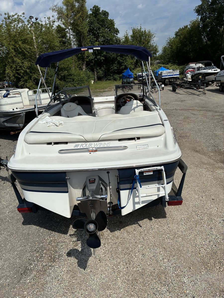 2004 Four Winns 190 HORIZON, photo 5 of 11