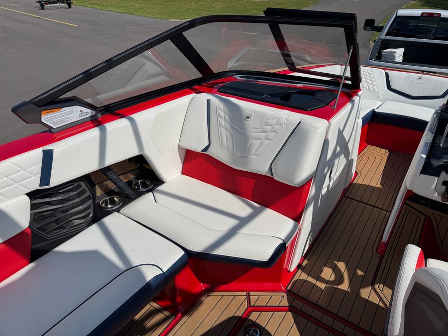 2022 Nautique G23, photo 17 of 28
