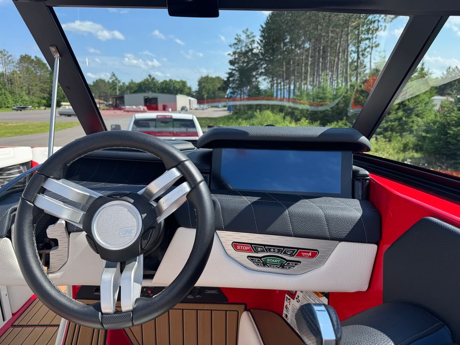 2022 Nautique G23, photo 13 of 28