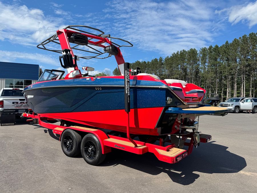 2022 Nautique G23, photo 4 of 28