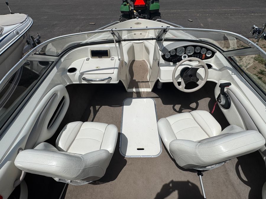 2006 Stingray 185LX, photo 11 of 25