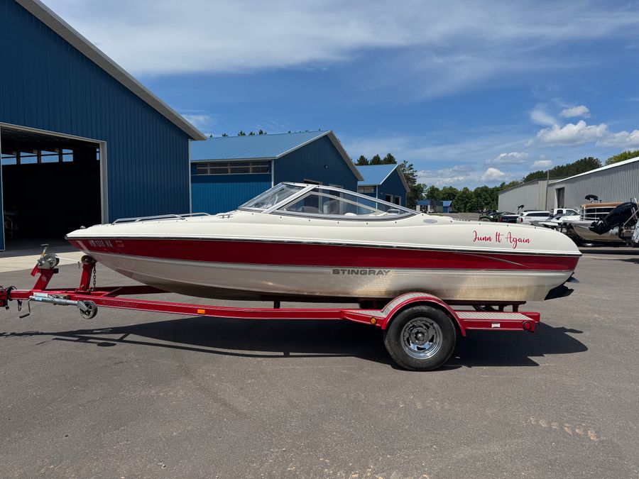 2006 Stingray 185LX