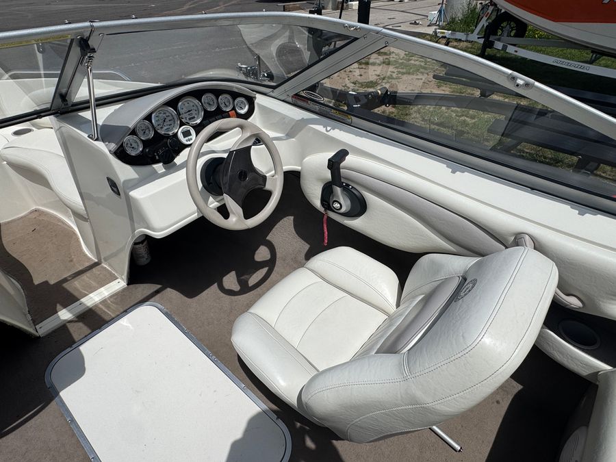 2006 Stingray 185LX, photo 19 of 25