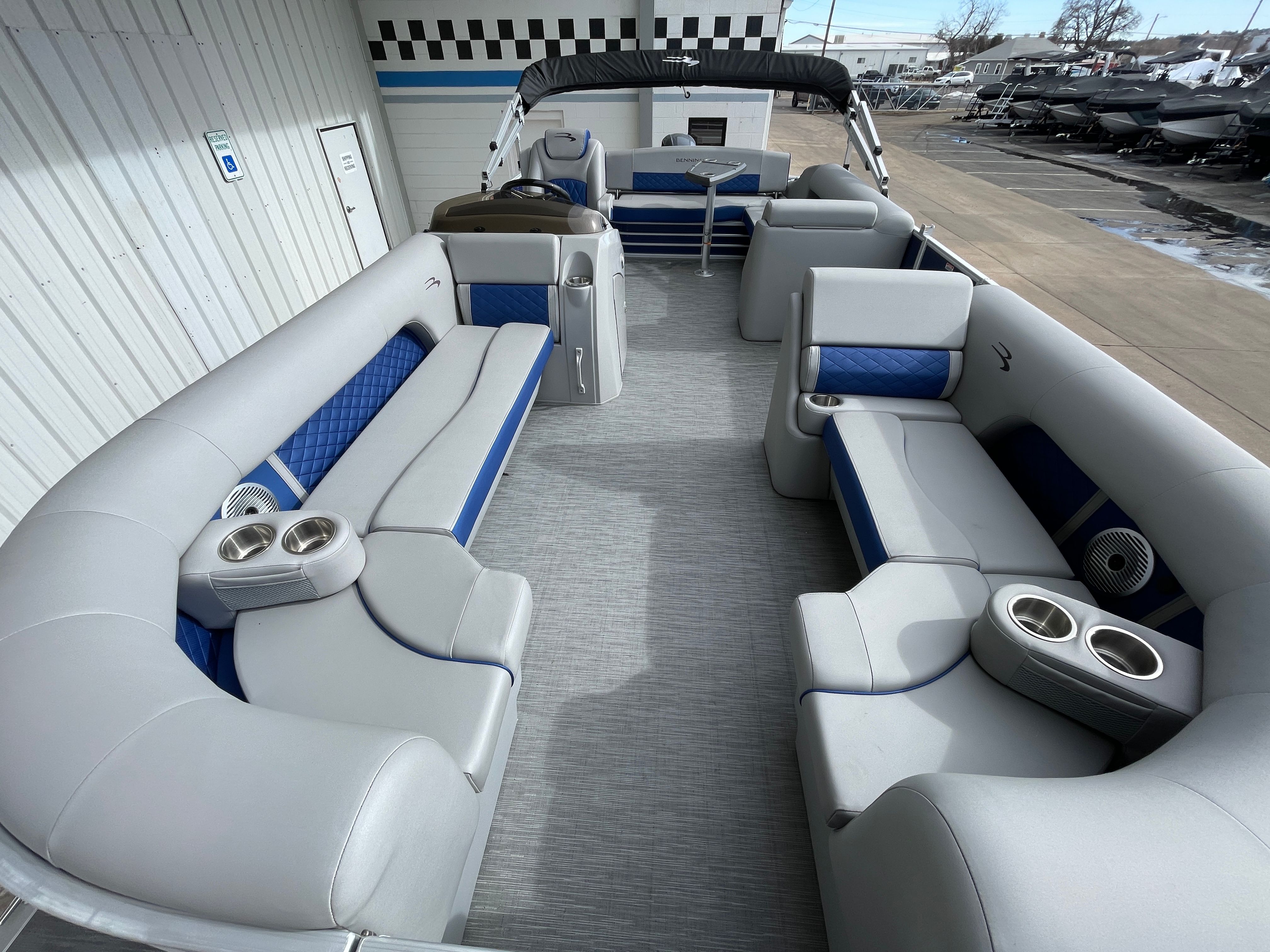 2022 Bennington (All-New) Q Line of Luxury Pontoon Boats 