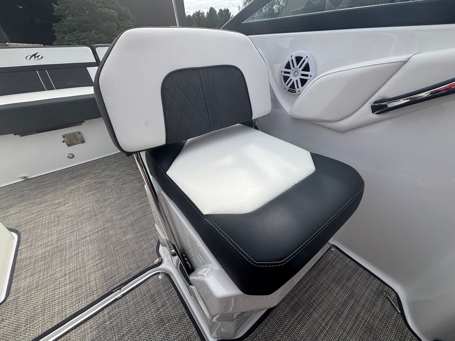 2021 Monterey M6, photo 14 of 20