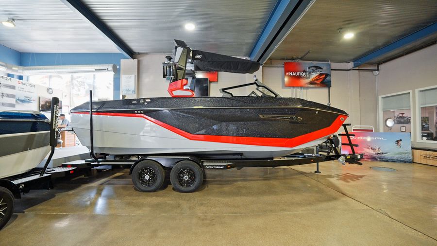 2025 Nautique G23