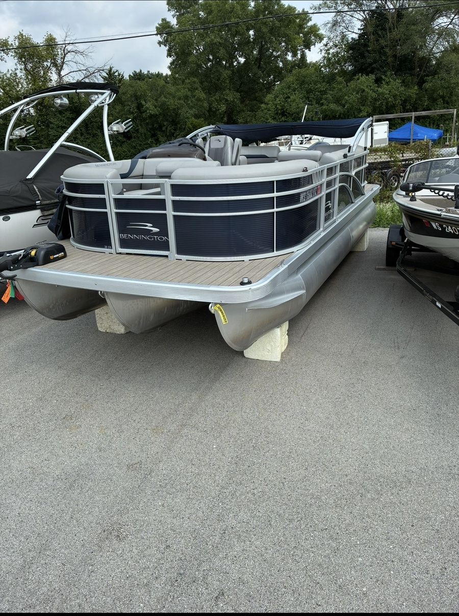 2022 Bennington 20SXSRC, photo 2 of 16