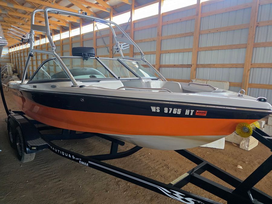 2009 Nautique 206 Team Edition, photo 2 of 11