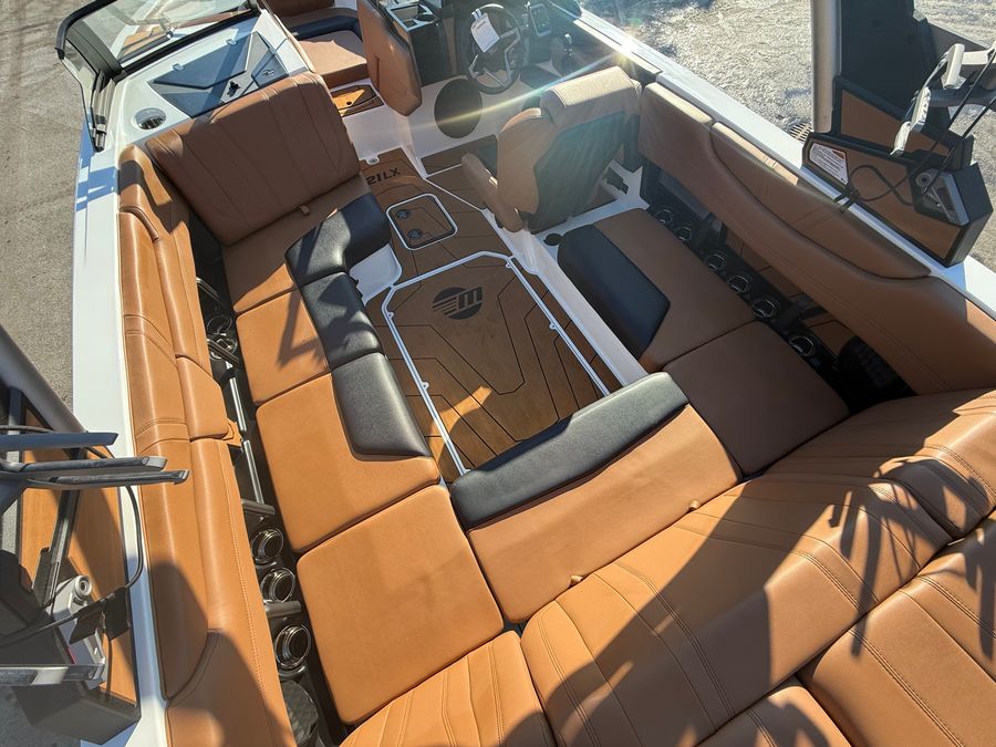 2026 Malibu 21LX, photo 26 of 30