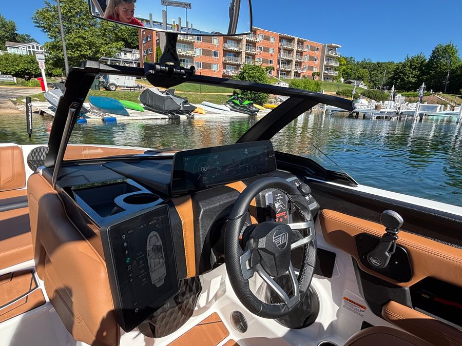 2026 Malibu 21LX, photo 11 of 30