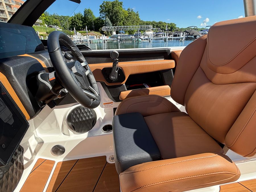 2026 Malibu 21LX, photo 14 of 30