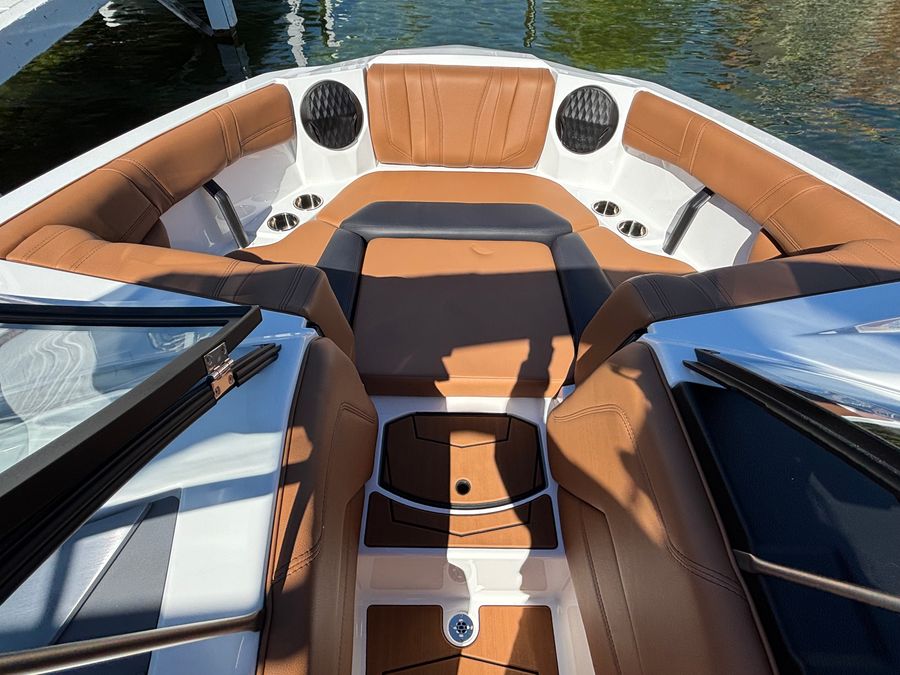 2026 Malibu 21LX, photo 20 of 30