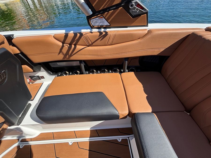 2026 Malibu 21LX, photo 6 of 30